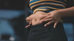 Jak skrýt břicho pomocí oblečení: stylové triky pro plnoštíhlé postavy