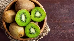 Kiwi jako superovoce: proč byste ho měli jíst každý den